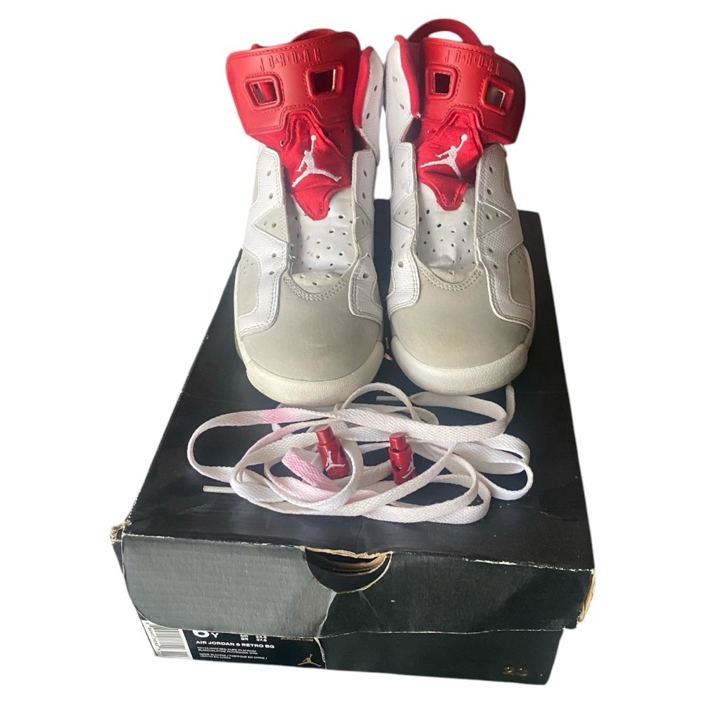 Air Jordan 6 Retro sneakers white, grey and red youth‎ size 6.5 - Picture 6 of 8